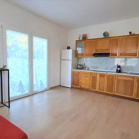 Spiagge Bianche 公寓 *